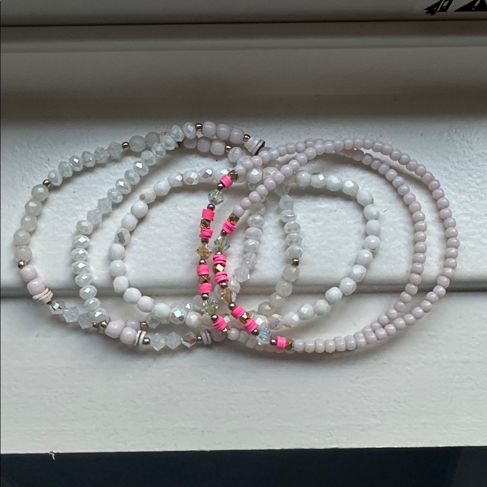 7 Strechy bracelets made with high quality beads.